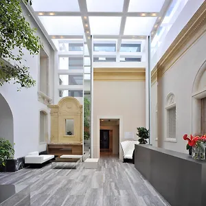 4* Ξενοδοχείο Romano House