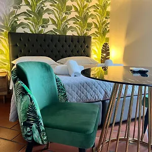 3* Oda ve Kahvaltı Bellini